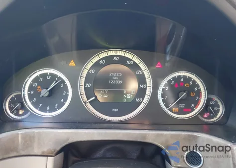 2011 Mercedes-Benz E 550 из США, поврежденный, VIN WDDHF7CB6BA401191